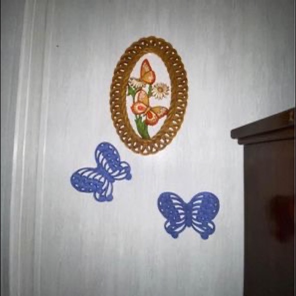 Set of 3 Vintage Burwood Products faux wicker Butterflies - Picture 5 of 7